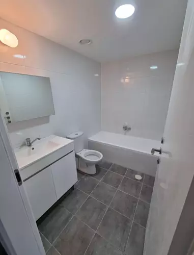 שיפוץ מקלחת ושירותים בבית פרטי